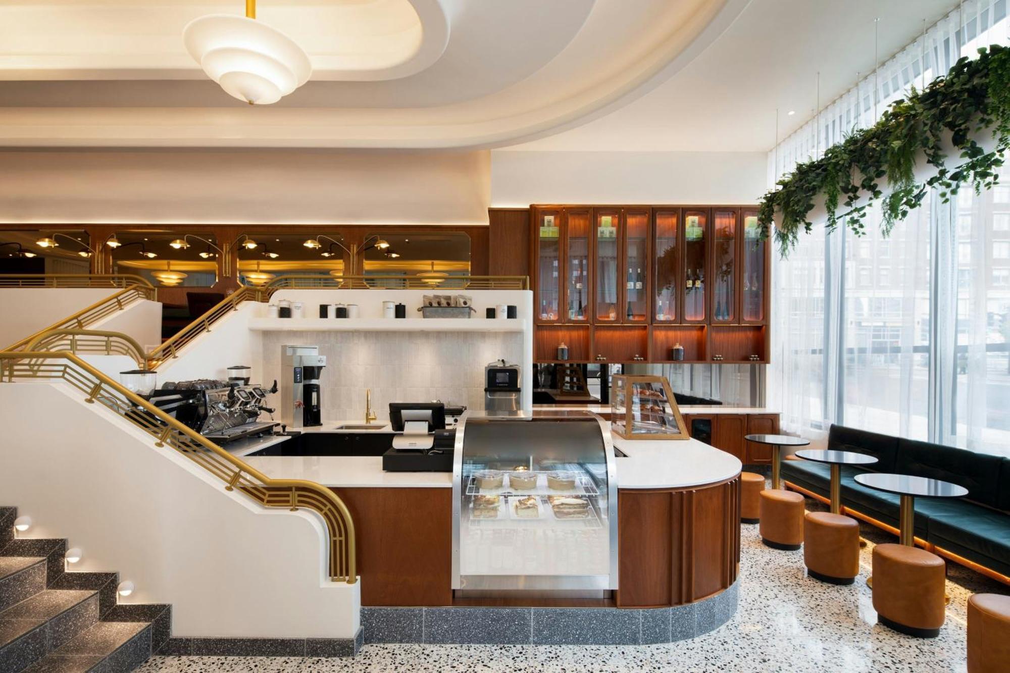 Honeyrose Hotel, Montreal, A Tribute Portfolio Hotel Eksteriør bilde The interior of the 2019-opened Starbucks Reserve Roastery in London