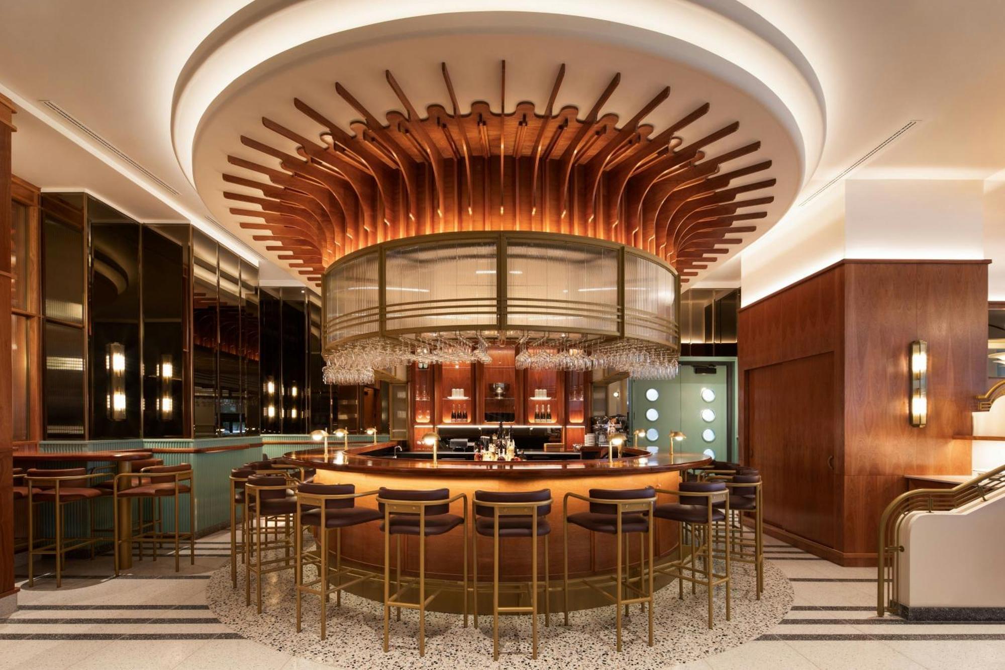 Honeyrose Hotel, Montreal, A Tribute Portfolio Hotel Eksteriør bilde The bar at the London Edition