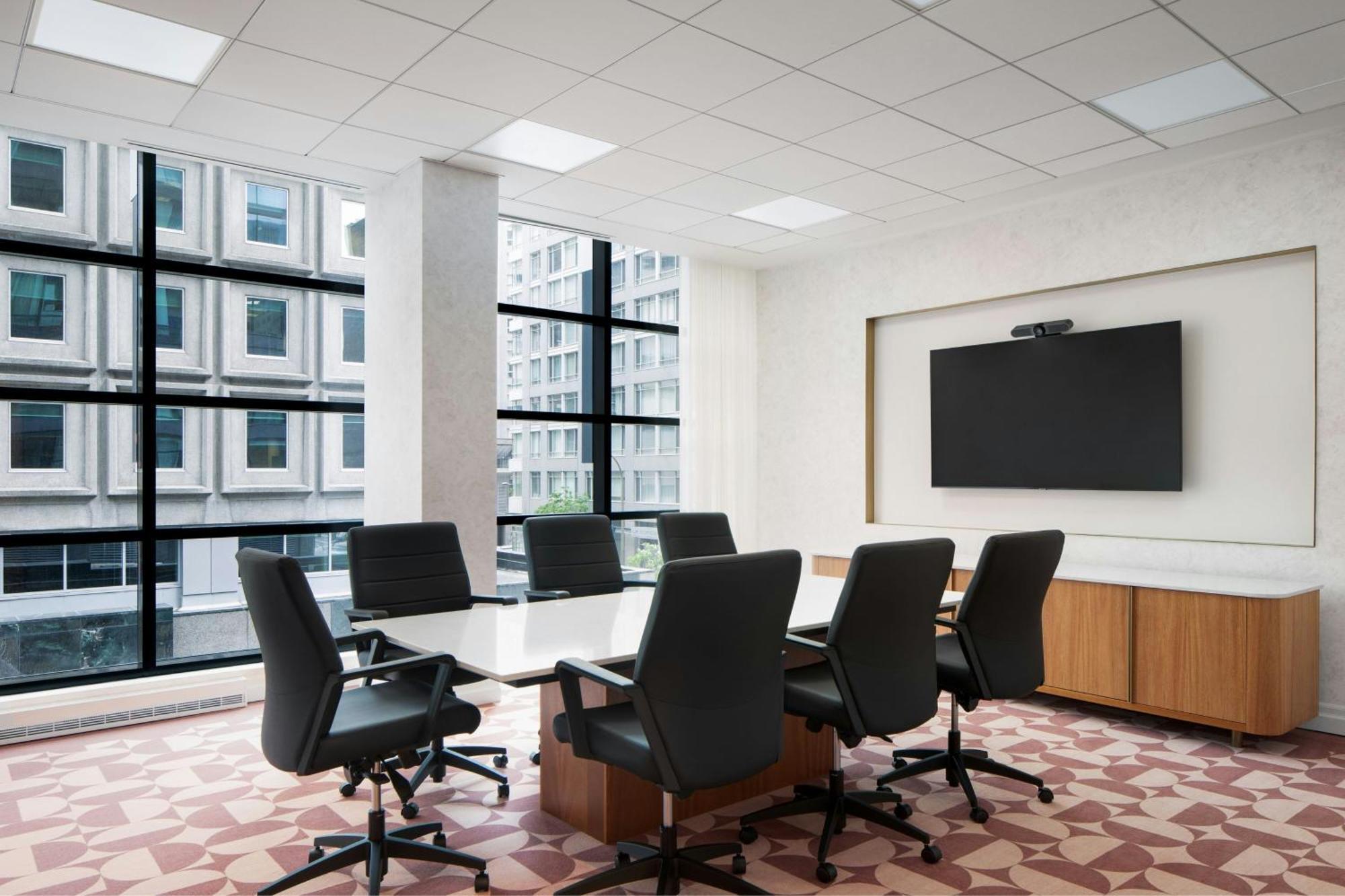 Honeyrose Hotel, Montreal, A Tribute Portfolio Hotel Eksteriør bilde A meeting room at the Westin Boston Seaport District