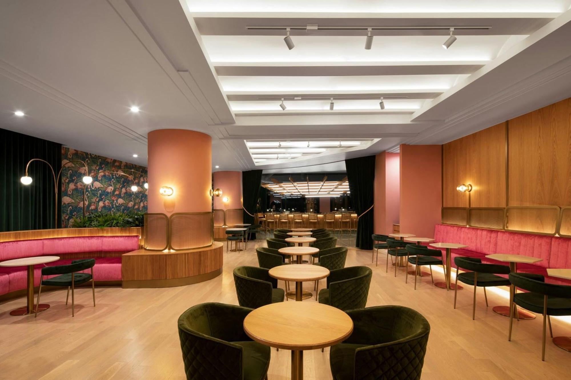 Honeyrose Hotel, Montreal, A Tribute Portfolio Hotel Eksteriør bilde The Lounge at London Heathrow Airport
