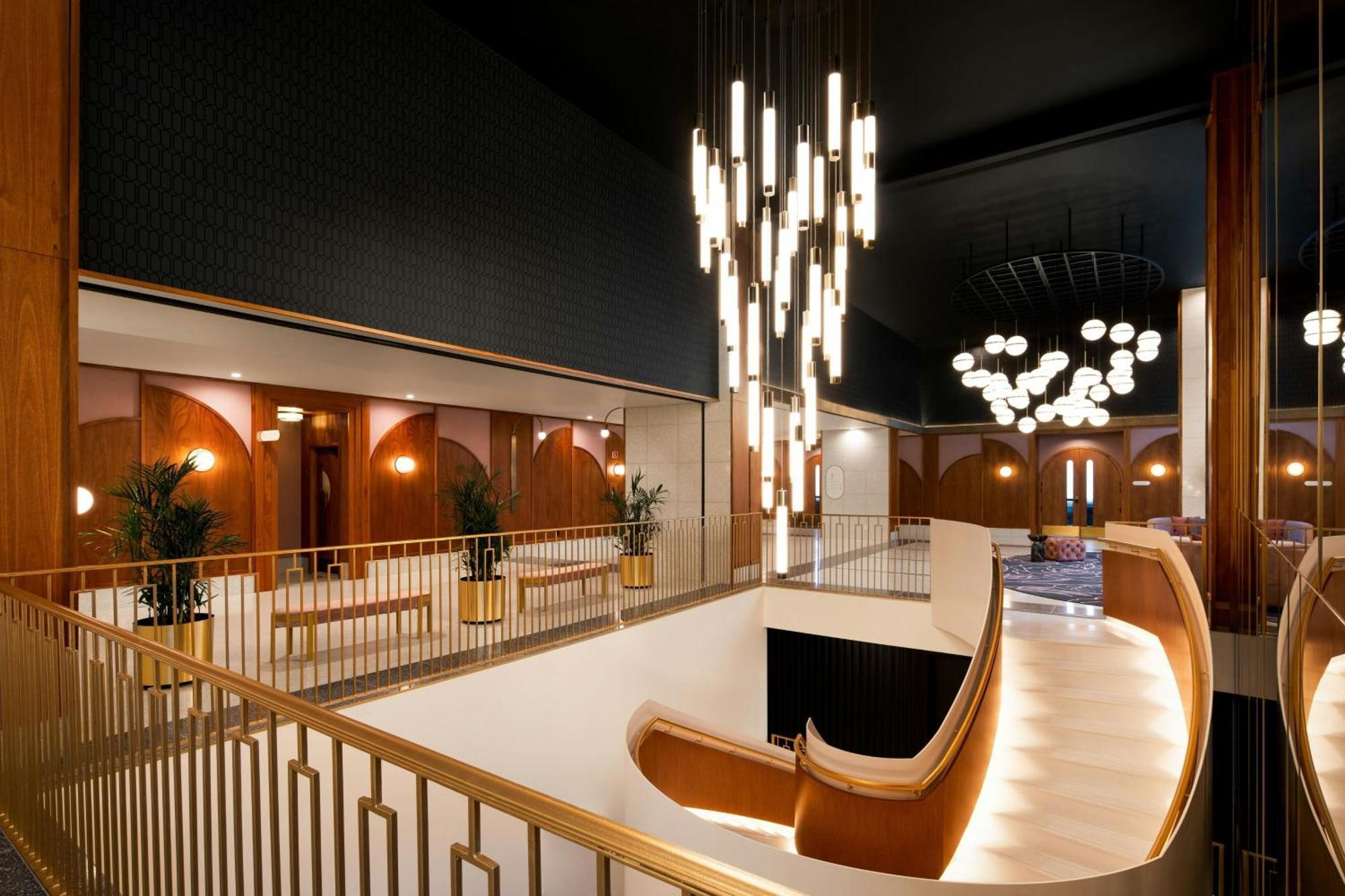 Honeyrose Hotel, Montreal, A Tribute Portfolio Hotel Eksteriør bilde The interior of the new terminal